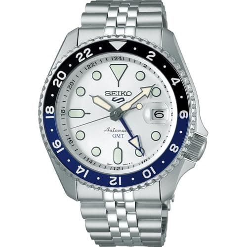 Seiko 5 GMT Armbanduhr aus Edelstahl mit weißem Zifferblatt und blau-schwarzer Lünette